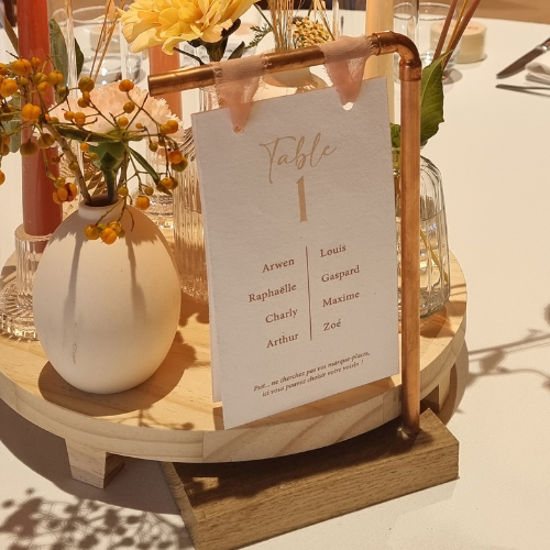 locationdecoration portemenucuivre lelaboinspi weddingdesigner